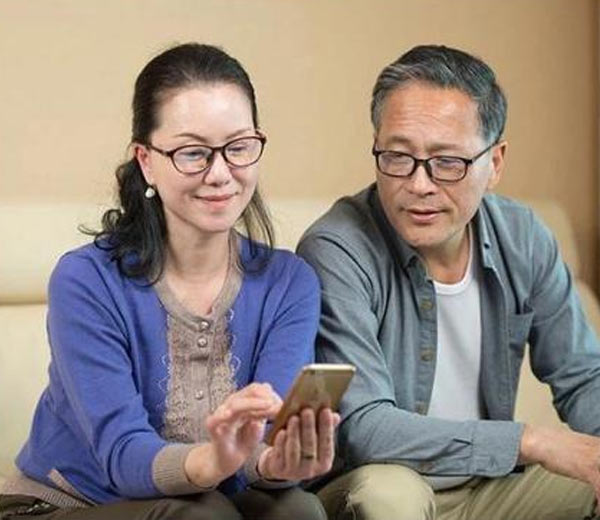 老年人如何戴老花鏡？注意四大錯誤