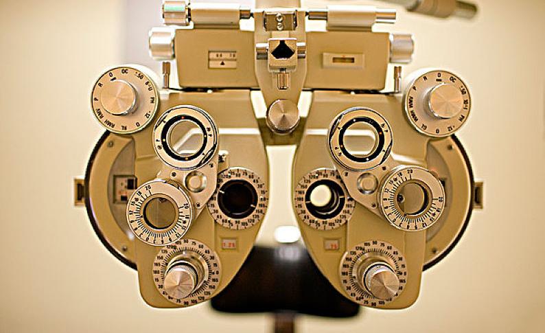 驗光儀.jpg 驗光儀.jpg